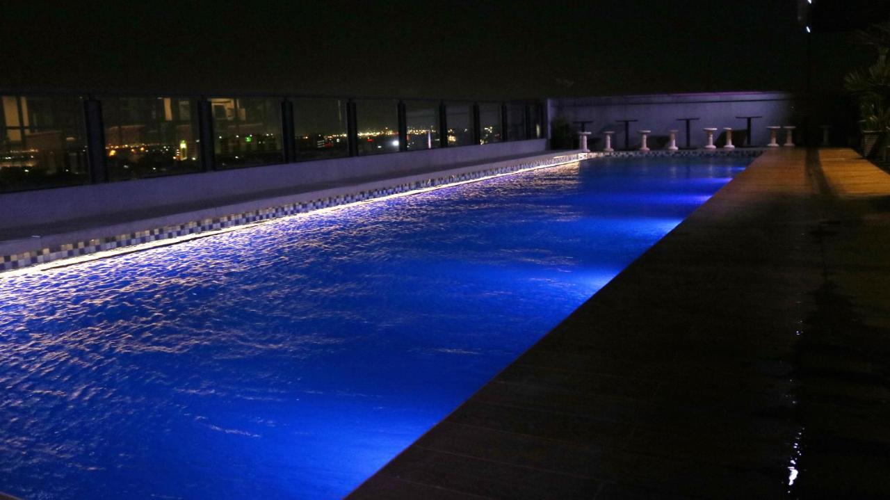 Surabaya River View Hotel 外观 照片