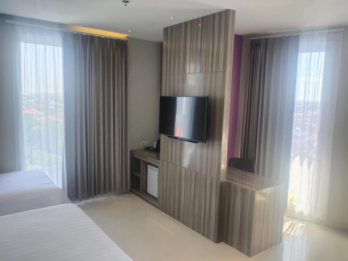 Surabaya River View Hotel 外观 照片