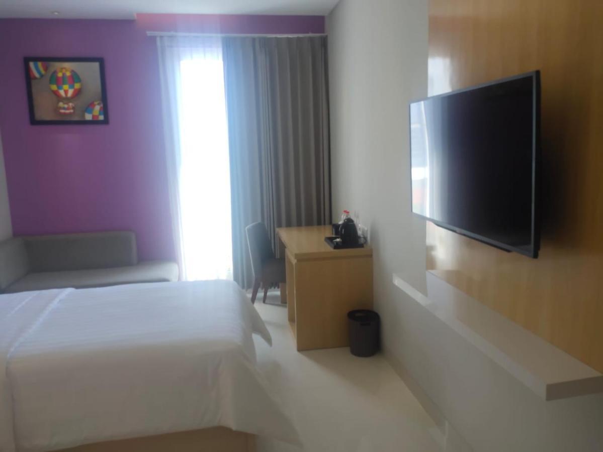 Surabaya River View Hotel 外观 照片